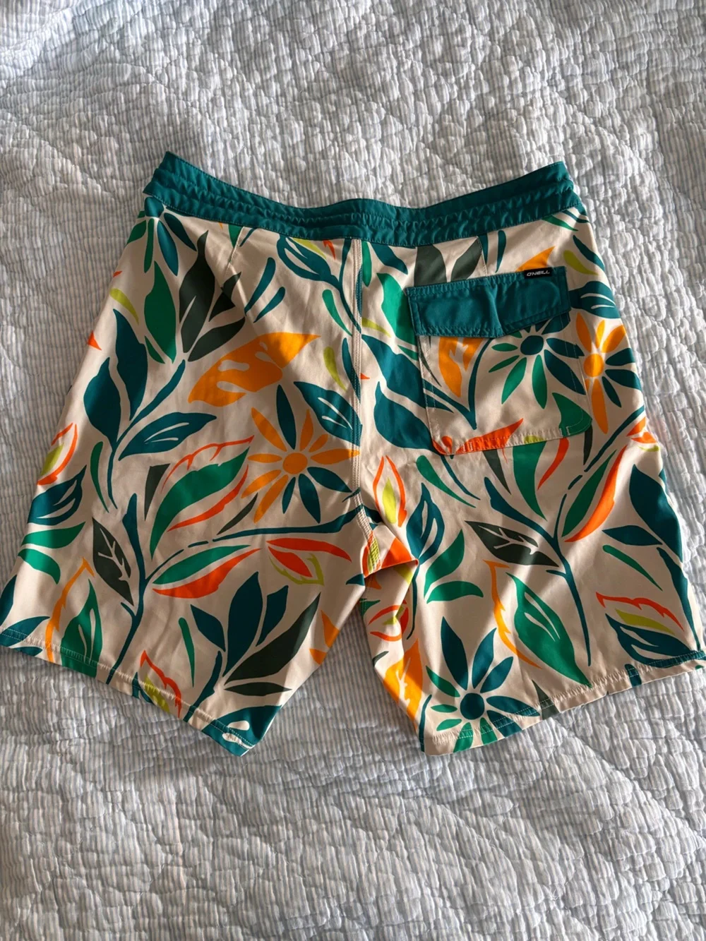 ONeill vibrant tropical